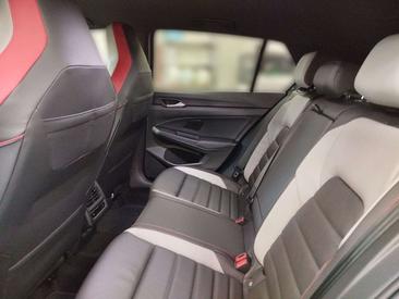 Volkswagen Golf GTI — photo 7