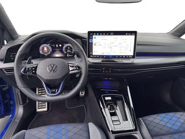 Volkswagen Golf TSI R 4Motion — photo 15