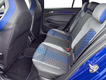 Volkswagen Golf TSI R 4Motion — photo 16