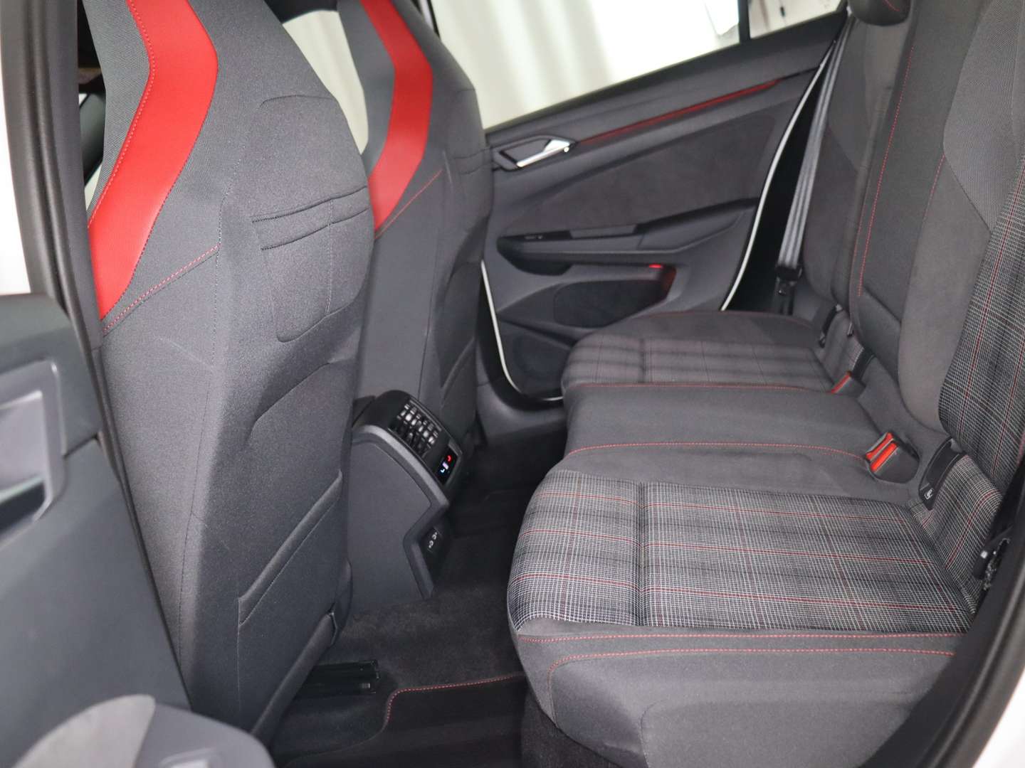 Volkswagen Golf GTI Black Style - 2023 - Joinsteer - #12