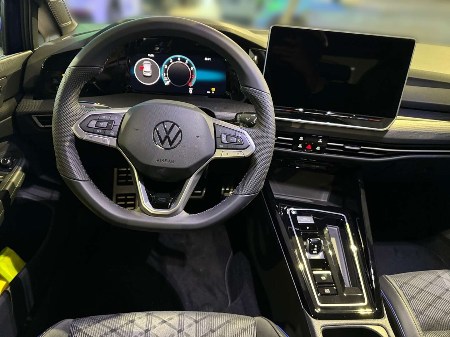 Volkswagen Golf R-Line ETSI - 2025 - Joinsteer - #10