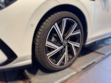 Volkswagen Golf ETSI R-Line — photo 6