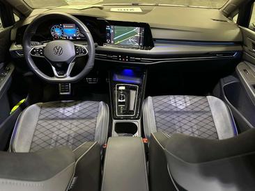 Volkswagen Golf R-Line — photo 11