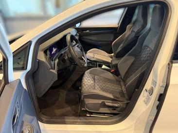 Volkswagen Golf ETSI R-Line — photo 7