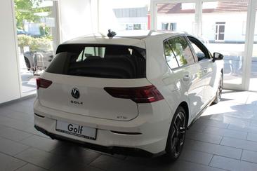 Volkswagen Golf ETSI R-Line — photo 4