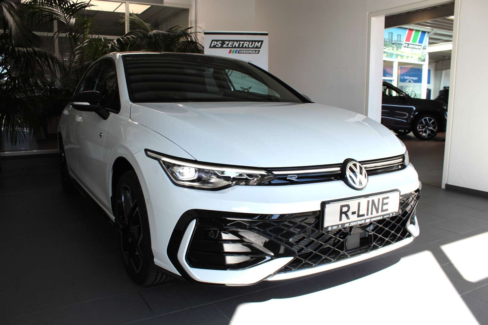 Volkswagen Golf ETSI R-Line - 2025 - Joinsteer - #5
