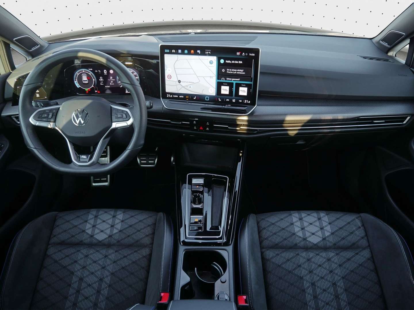 Volkswagen Golf TDI R-Line - 2025 - Joinsteer - #4