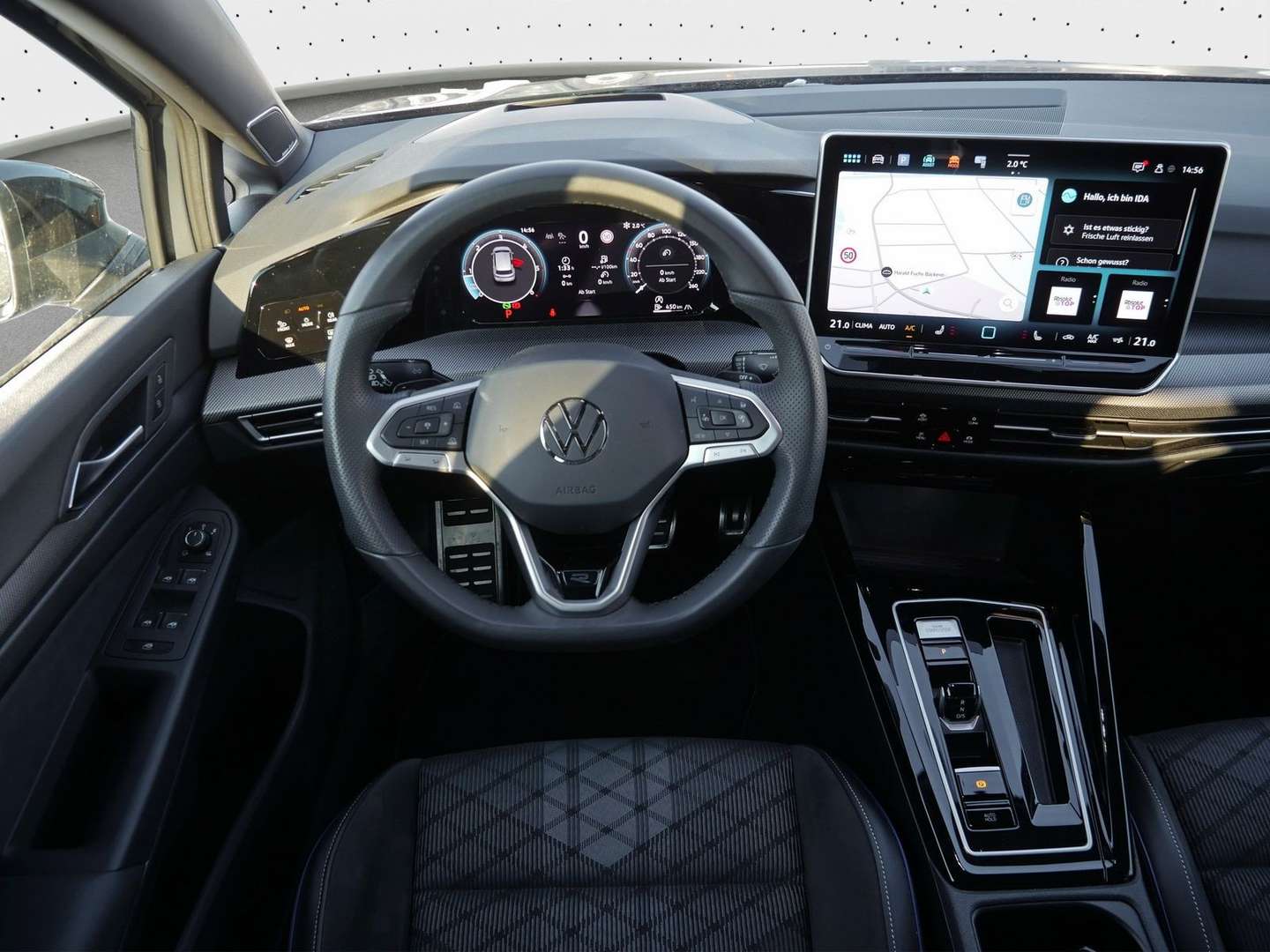 Volkswagen Golf TDI R-Line - 2025 - Joinsteer - #7