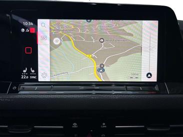 Volkswagen Golf GTI — photo 13
