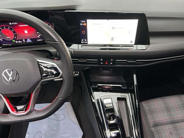 Volkswagen Golf GTI — photo 14