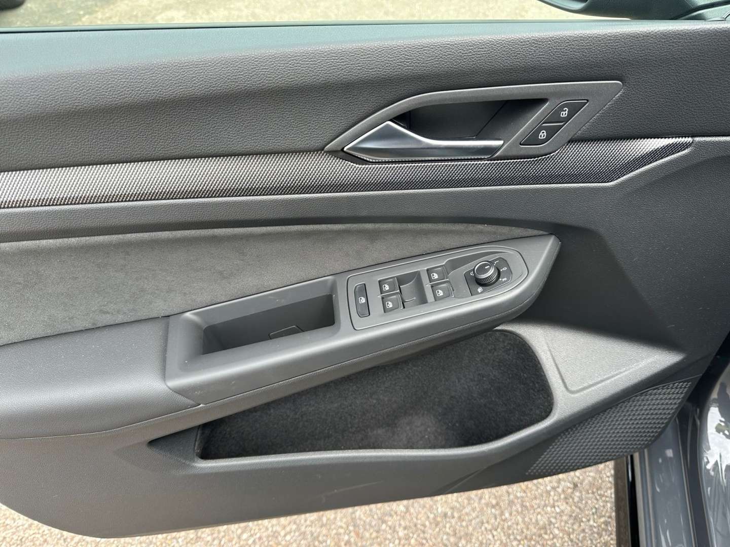 Volkswagen Golf R-Line - 2025 - Joinsteer - #13