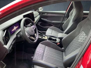 Volkswagen Golf R-Line — photo 10