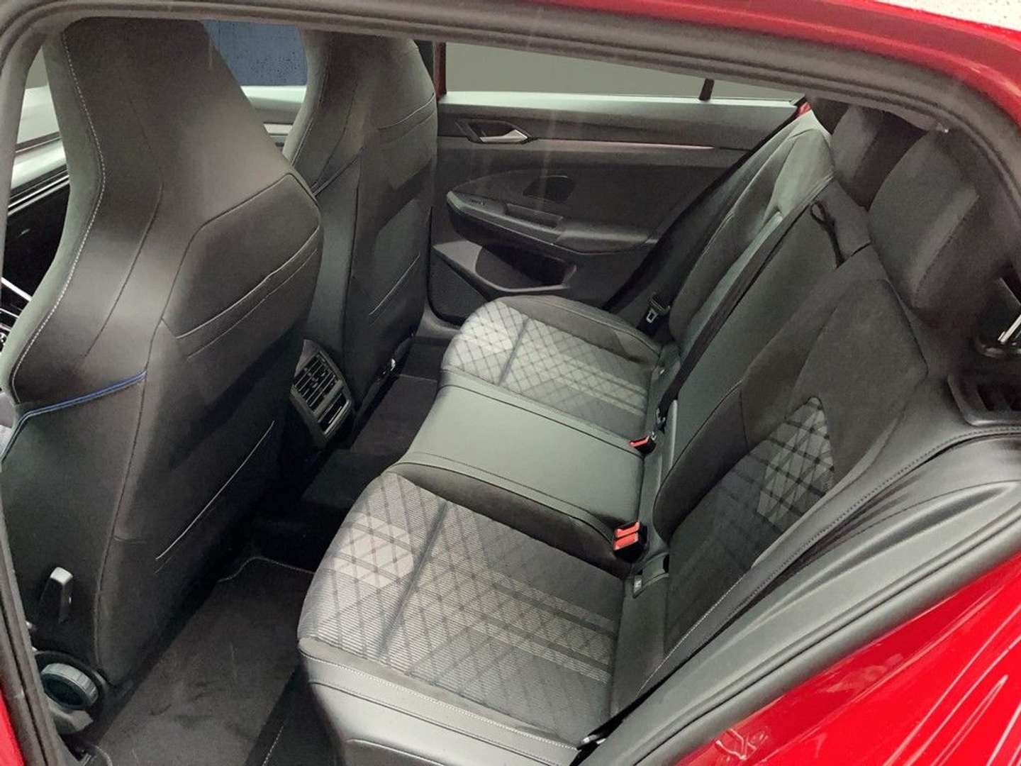 Volkswagen Golf R-Line - 2025 - Joinsteer - #13