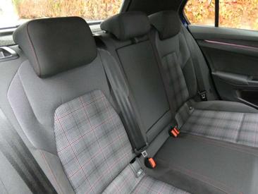Volkswagen Golf GTI — photo 5