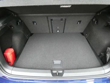 Volkswagen Golf GTI — photo 8