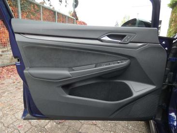 Volkswagen Golf GTI — photo 12