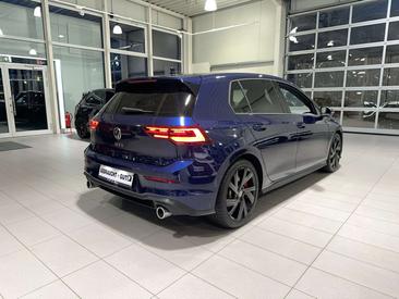 Volkswagen Golf GTI — photo 3