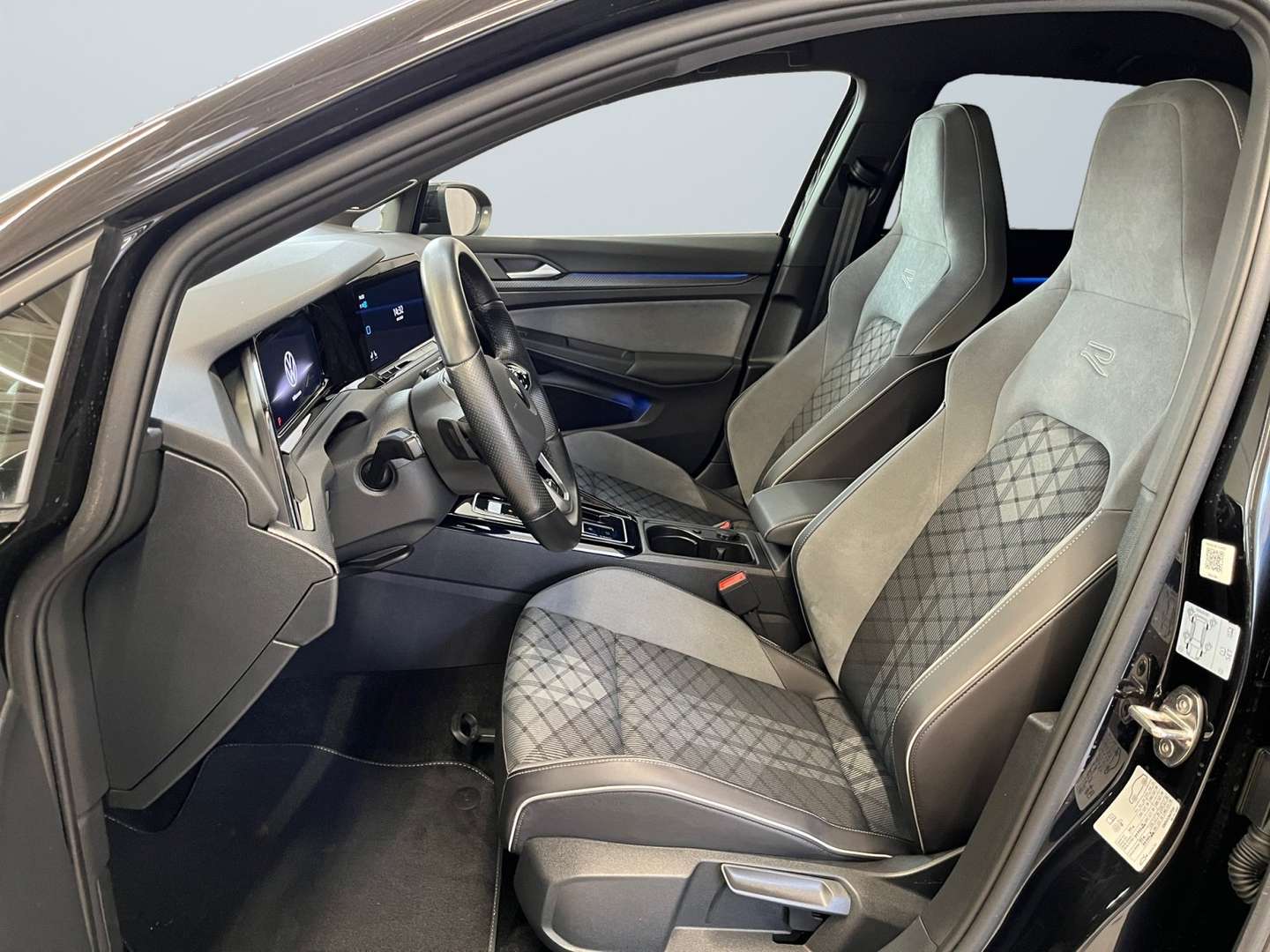 Volkswagen Golf R-Line - 2022 - Joinsteer - #6