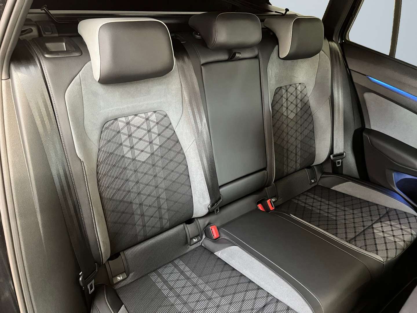 Volkswagen Golf R-Line - 2022 - Joinsteer - #10