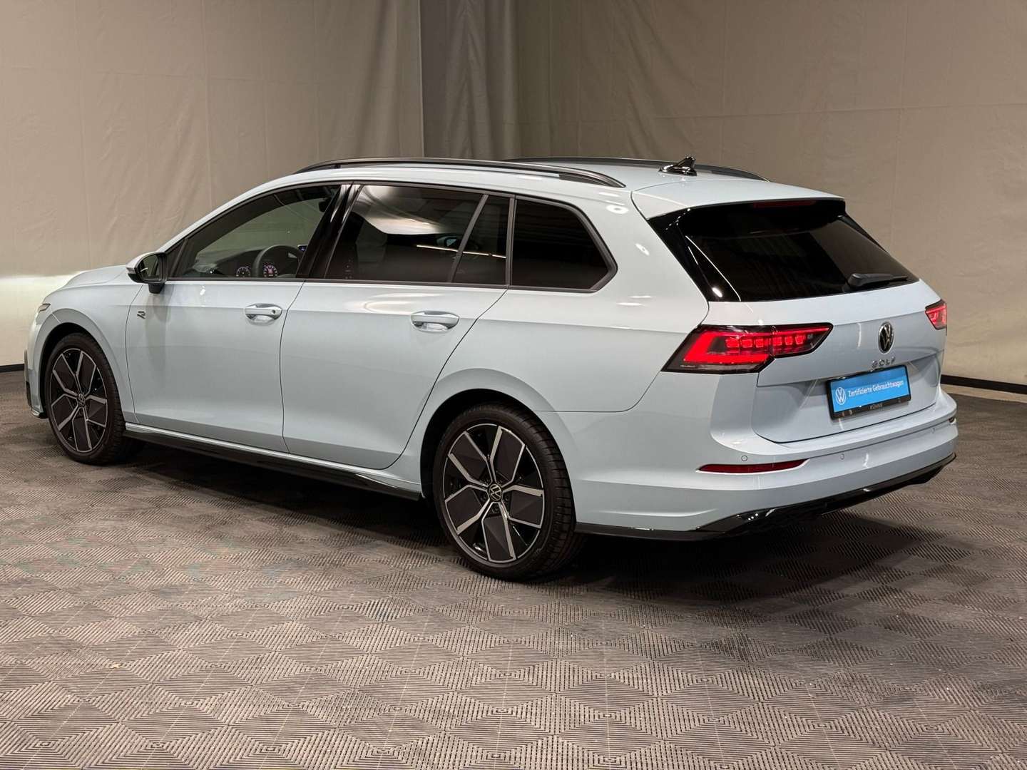 Volkswagen Golf R-Line - 2025 - Joinsteer - #4