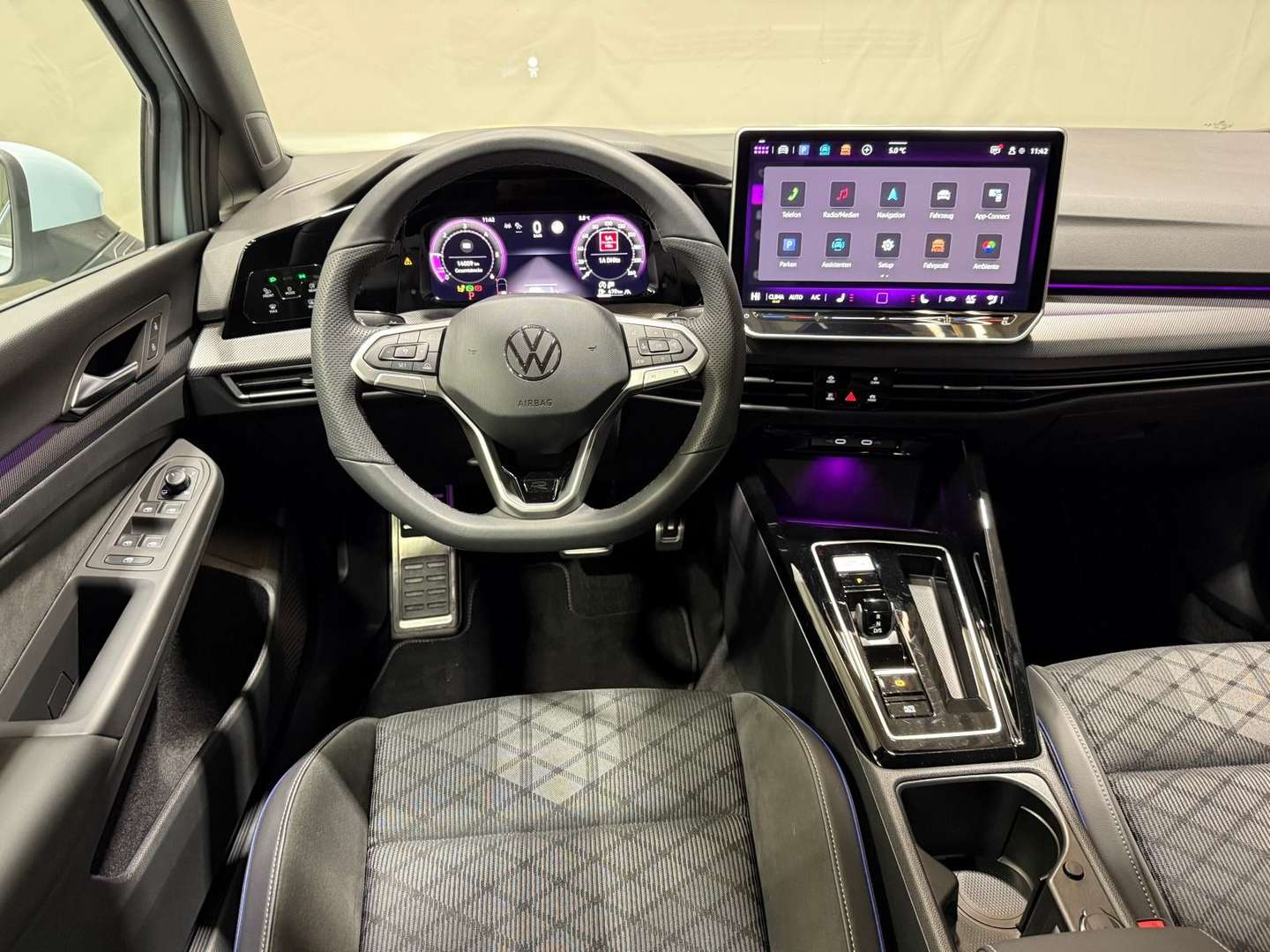 Volkswagen Golf R-Line - 2025 - Joinsteer - #5