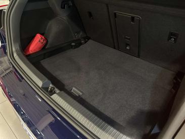Volkswagen Golf GTI — photo 13