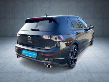 Volkswagen Golf GTI — photo 5