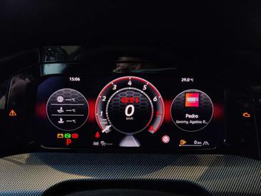Volkswagen Golf GTI — photo 10