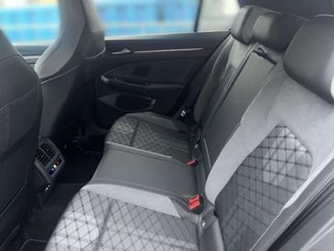 Volkswagen Golf ETSI R-Line — photo 11