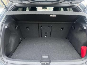 Volkswagen Golf ETSI R-Line — photo 12