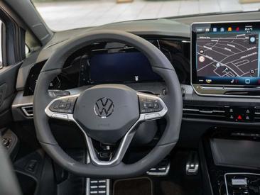 Volkswagen Golf ETSI R-Line — photo 10