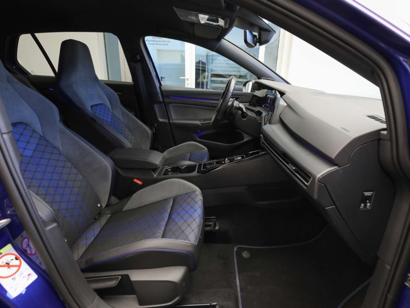 Volkswagen Golf R 4Motion Black Style - 2024 - Joinsteer - #11