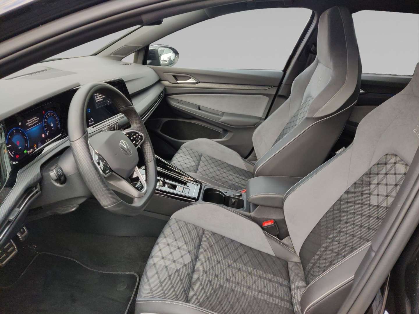 Volkswagen Golf TDI R-Line - 2023 - Joinsteer - #10