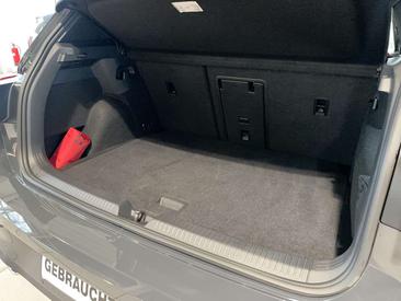 Volkswagen Golf GTI — photo 11
