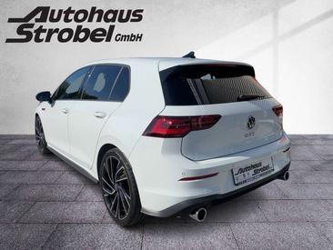 Volkswagen Golf GTI — photo 3