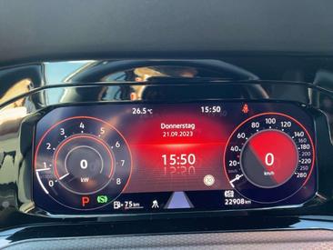 Volkswagen Golf GTI — photo 12