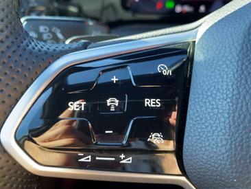 Volkswagen Golf GTI — photo 13