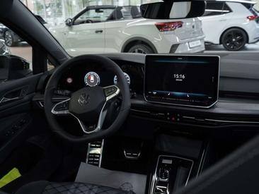 Volkswagen Golf ETSI R-Line — photo 5