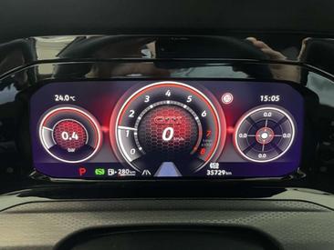Volkswagen Golf GTI — photo 9