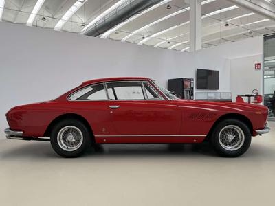 Ferrari 330