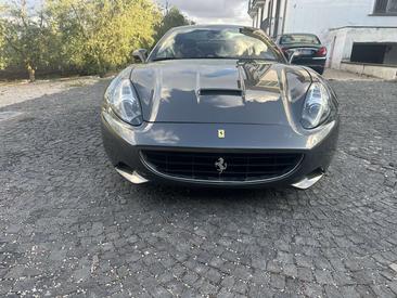 Ferrari California — photo 4