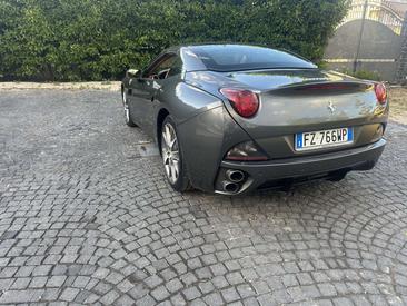 Ferrari California — photo 6