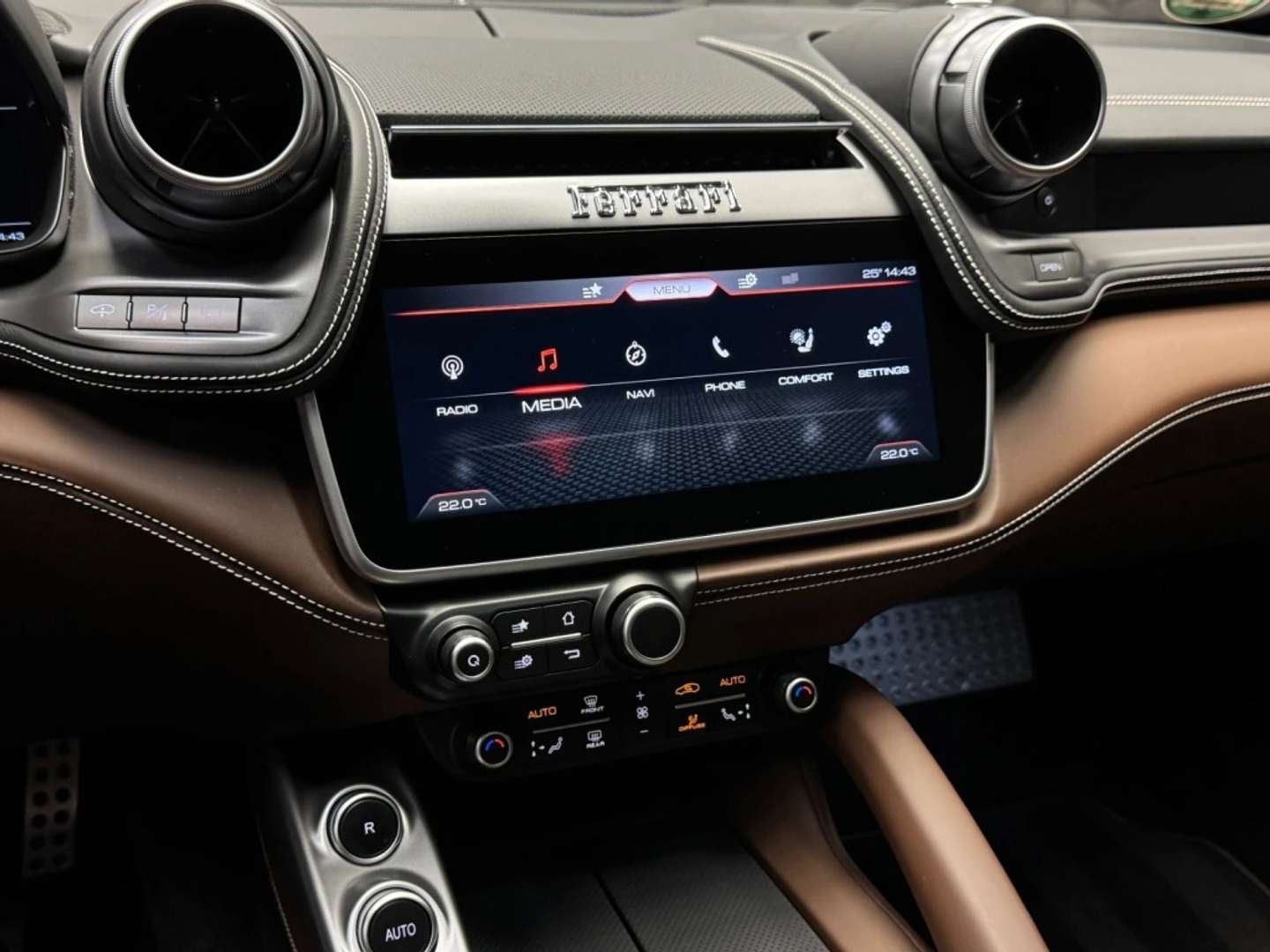 Ferrari GTC4Lusso - 2021 - Joinsteer - #12