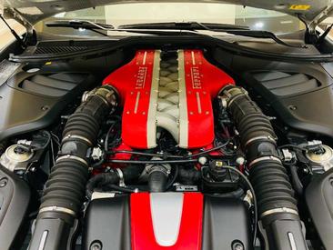 Ferrari FF — photo 4