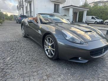 Ferrari California — photo 18