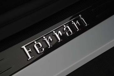 Ferrari 12 Cilindri — photo 14