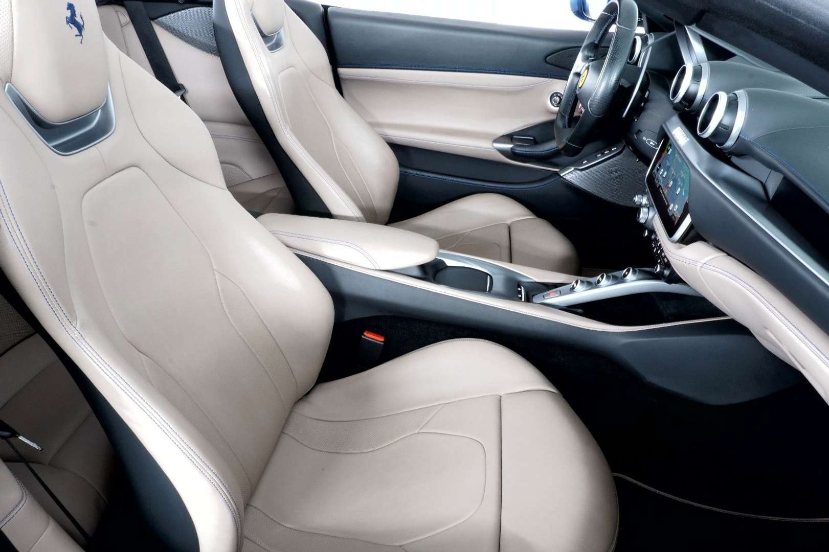 Ferrari Portofino - 2018 - Joinsteer - #15