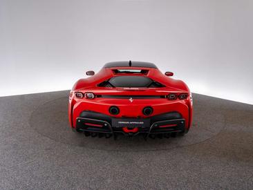 Ferrari SF90 Stradale — photo 5