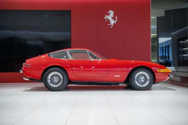 Ferrari Daytona — photo 20