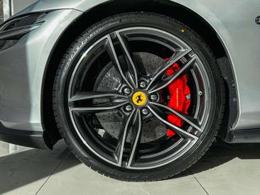 Ferrari Roma — photo 9